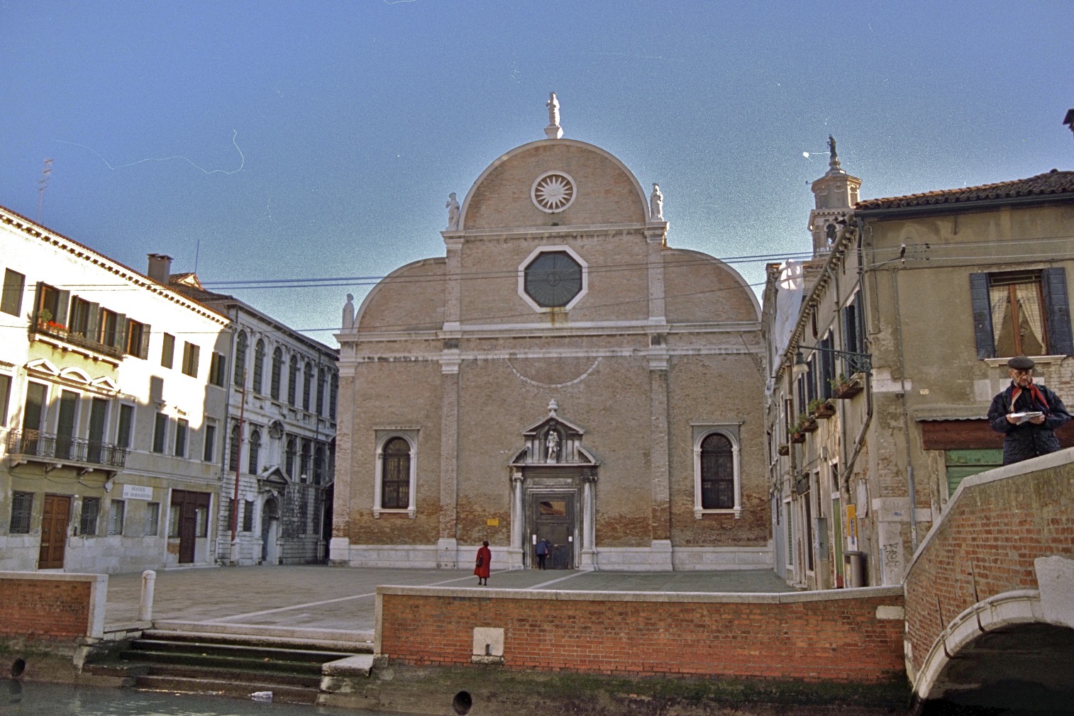 Santa Maria & Scuola Grande di Carmini, Feneyjar